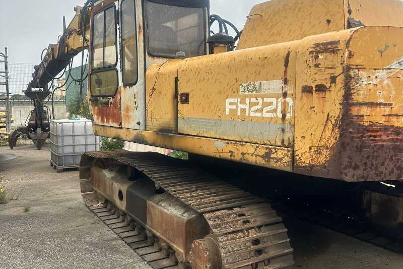 OmecoHub - Immagine FIAT HITACHI FH220T
